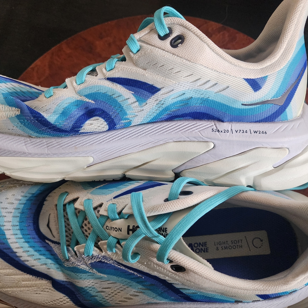 Women's Clifton Edge Geometric Hoka Blue and White Sneakers with Cushioned Sole - Picture 3 of 5